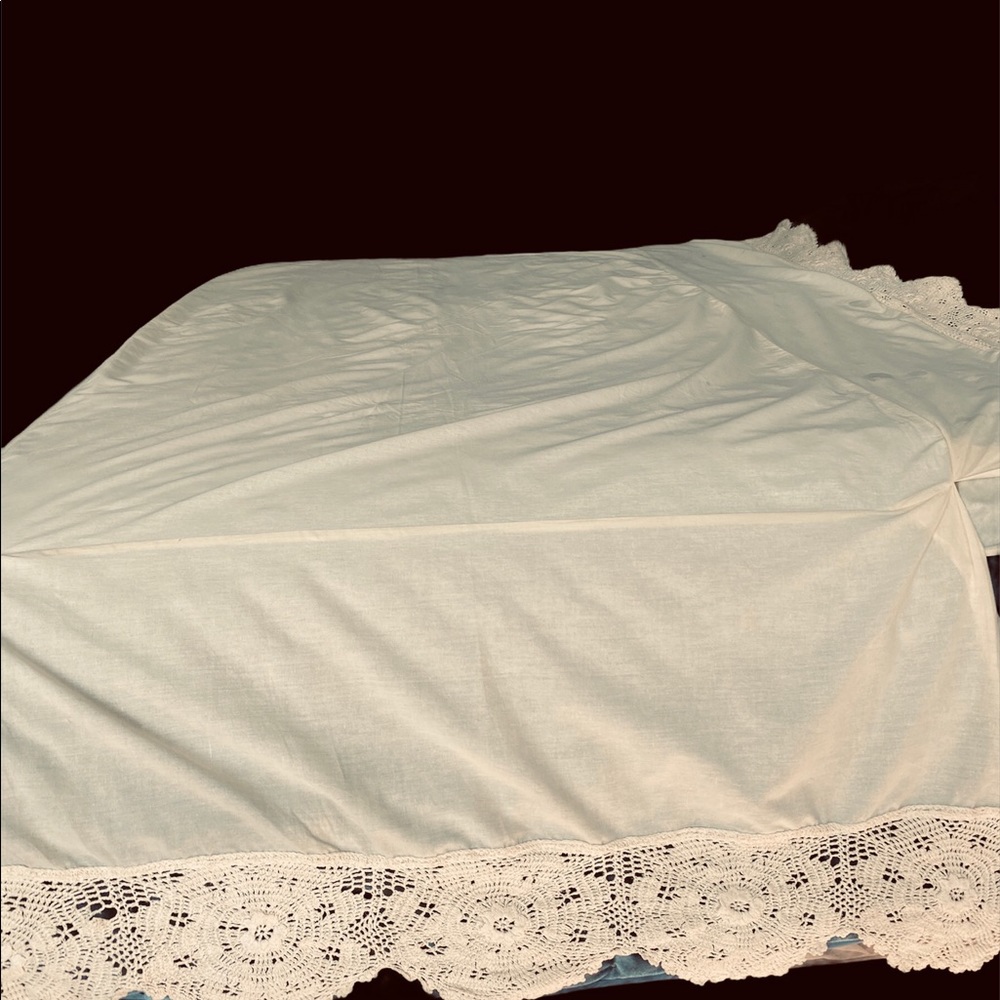 Two India 100%CottonTwin Bedskirt CrochetedTrim
